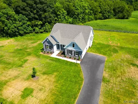 18102 Dogwood Trail Way, Rockville, VA 23146