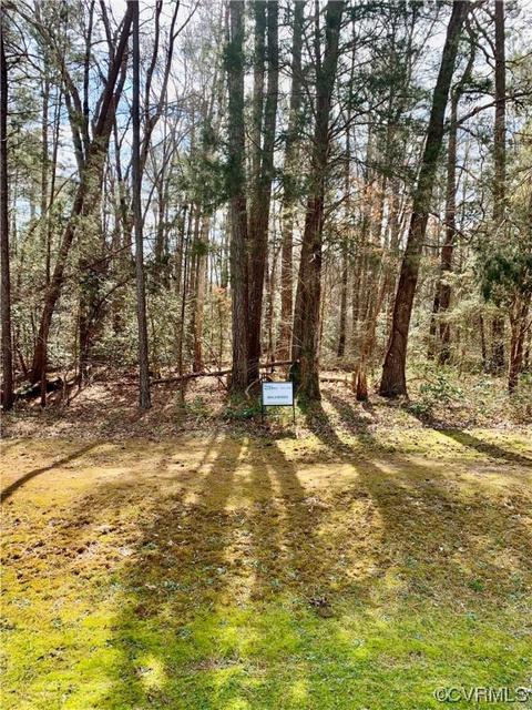 417 Woodlyn Dr, Ruther Glen, VA 22546