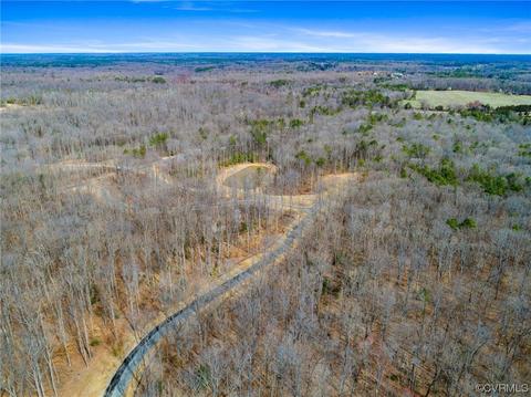 15113 Johns Trace Cir, Montpelier, VA 23192