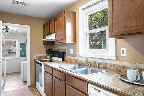 2314 Nelson St, Henrico, VA 23228 photo 9