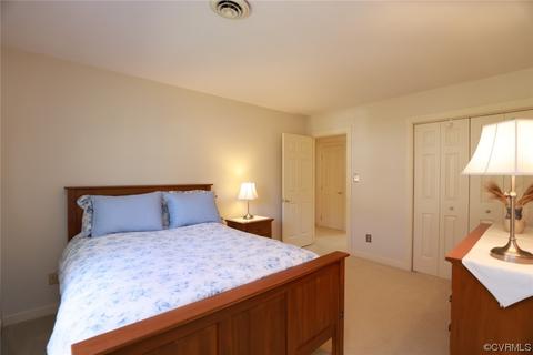 10911 Pegwell Dr, Midlothian, VA 23113 photo 33