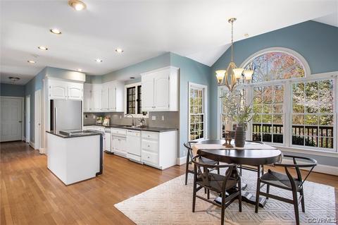 5602 Maple Brook Ct, Midlothian, VA 23112 photo 10