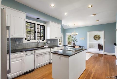 5602 Maple Brook Ct, Midlothian, VA 23112 photo 13