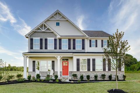 8635 Golf Course Dr, Disputanta, VA 23842
