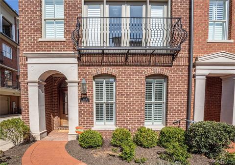 1025 Winchester St, Fredericksburg, VA 22401