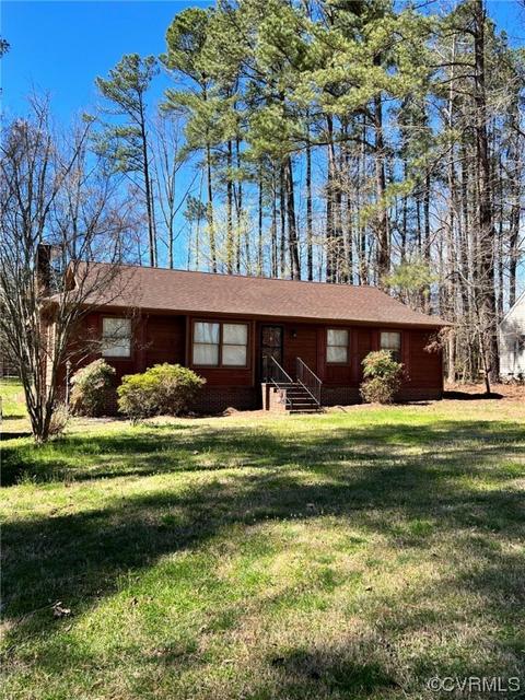 267 Virginia Lee Blvd, Blackstone, VA 23824