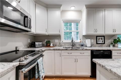14203 Candlewick Rd, Midlothian, VA 23112 photo 11
