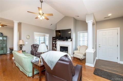 305 Dunlin Ct, Midlothian, VA 23114 photo 6