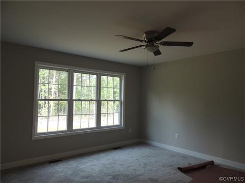 4405 Olgers Rd, Sutherland, VA 23885 photo 12