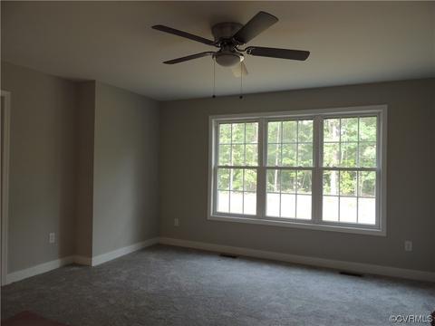 4405 Olgers Rd, Sutherland, VA 23885 photo 11