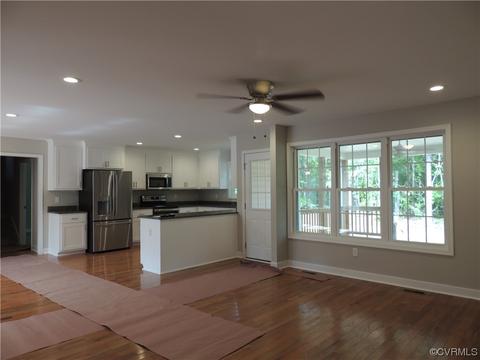 4405 Olgers Rd, Sutherland, VA 23885 photo 10