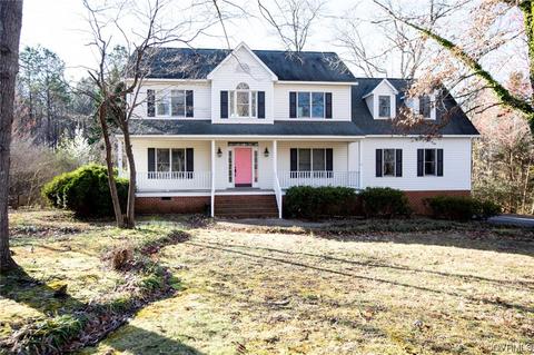 92 W Ropp Rd, Farmville, VA 23901