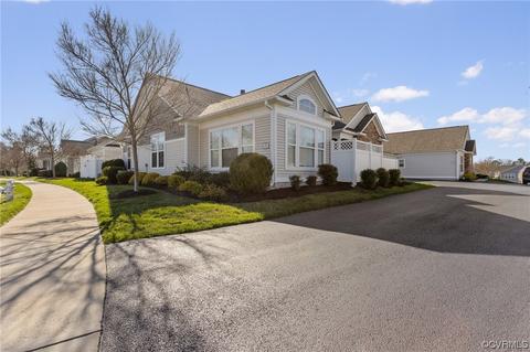12136 Blossom Point Rd, Chester, VA 23831