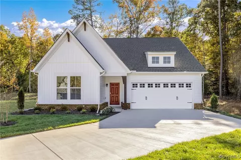 1818 Twin Rivers Ct, Chester, VA 23836