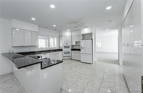13510 Stonegate Rd, Midlothian, VA 23113 photo 17