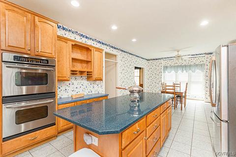 3910 Baldwin Rd, Chester, VA 23831 photo 9