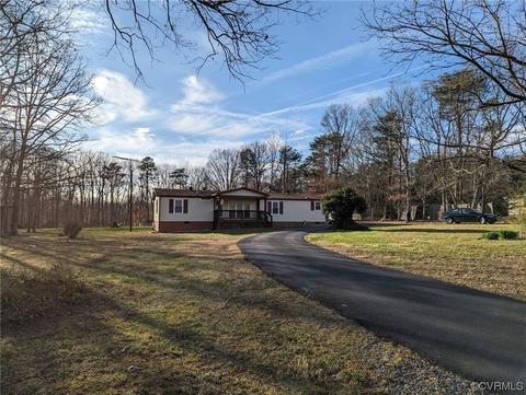 498 Shores Rd, Palmyra, VA 22963