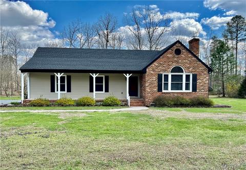 13751 Crystal Dr, Disputanta, VA 23842