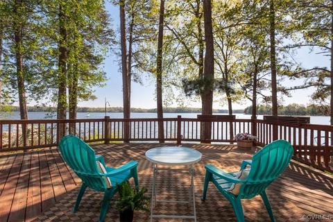14324 Regatta Pointe Rd, Midlothian, VA 23112