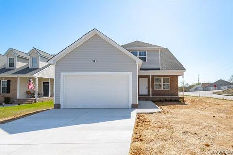 3901 Lighthouse Ln, Hopewell, VA 23860