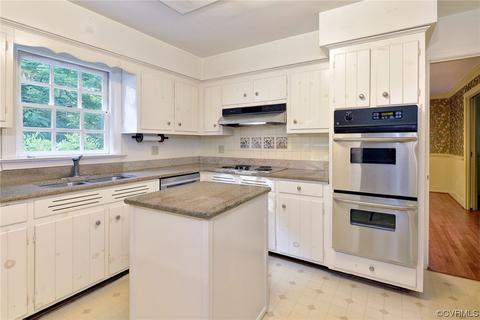 102 Wake Robin Rd, Williamsburg, VA 23185 photo 12