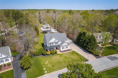 4107 Waterswatch Dr, Midlothian, VA 23113