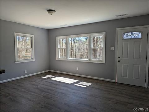 9122 E Patrick Henry Rd, Ashland, VA 23005 photo 2