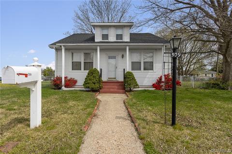 509 N 3 12 Ave, Hopewell, VA 23860