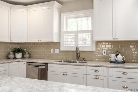 100 Riverview Ave, Water View, VA 23180 photo 25