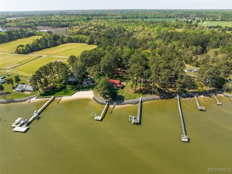 100 Riverview Ave, Water View, VA 23180 photo 43