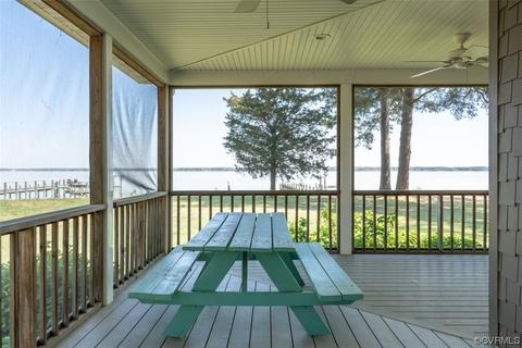 100 Riverview Ave, Water View, VA 23180 photo 16
