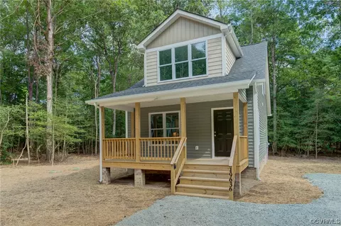 19636 Westall Ln, Barhamsville, VA 23011