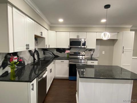 2412 Wright Ave, Richmond, VA 23224 photo 8