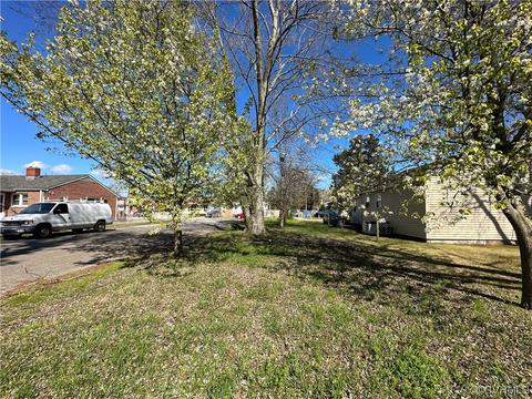 627 Downing St, Hampton, VA 23661 photo 5