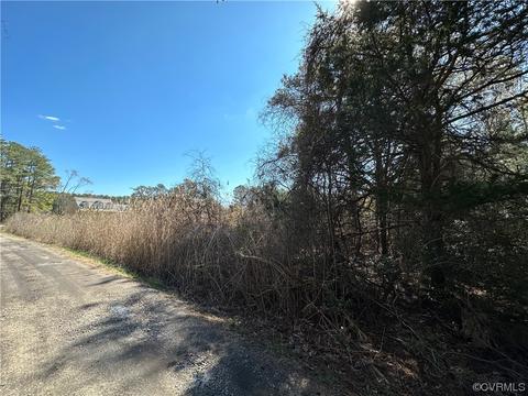 15 Oyster Shell Ln, Hampton, VA 23664 photo 4