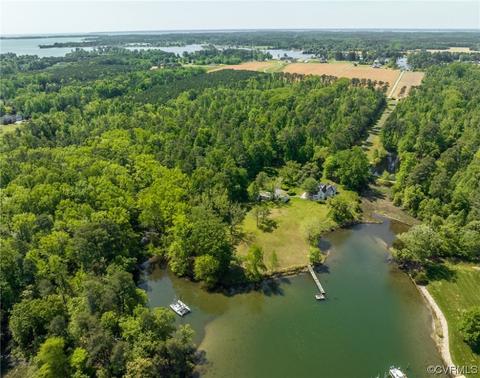 1177 Fleets Bay Rd, White Stone, VA 22578