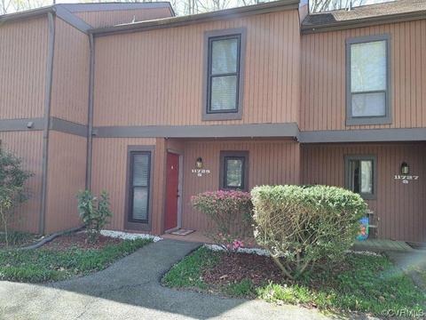 11725 S Briar Patch Dr, Midlothian, VA 23113
