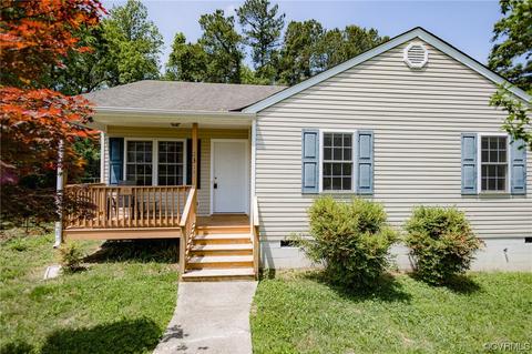2316 Wakefield Ave, Colonial Heights, VA 23834