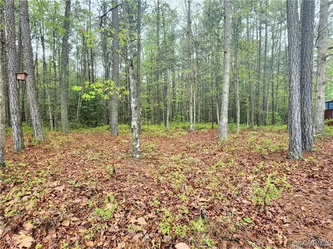 2281 Wills Rd, Blackstone, VA 23824
