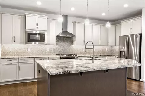 9239 Cerulean Pl, Henrico, VA 23238
