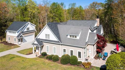 967 Glebe Landing Rd, Center Cross, VA 22437