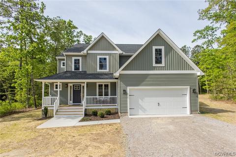17724 Foaling Ln, Petersburg, VA 23803