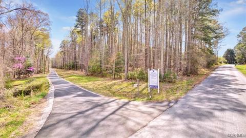 2579 Little Creek Dam Rd, Toano, VA 23168