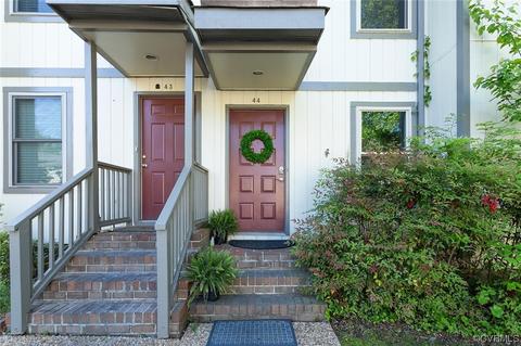 44 James Sq, Williamsburg, VA 23185