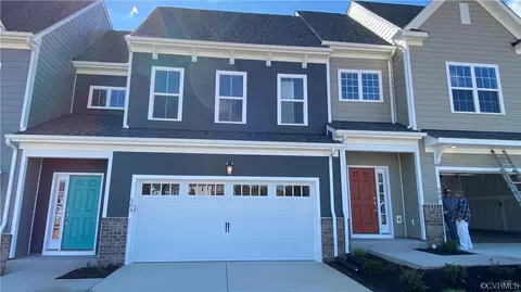 504 Randolph View Dr, Midlothian, VA 23114
