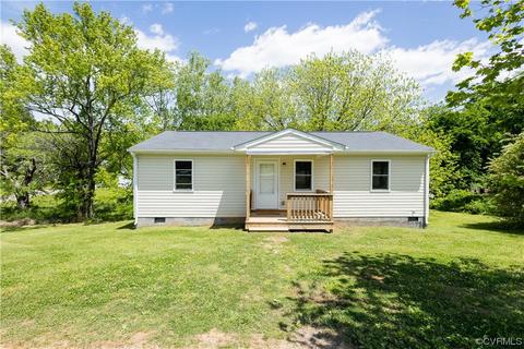 231 Jefferson St, Chase City, VA 23924