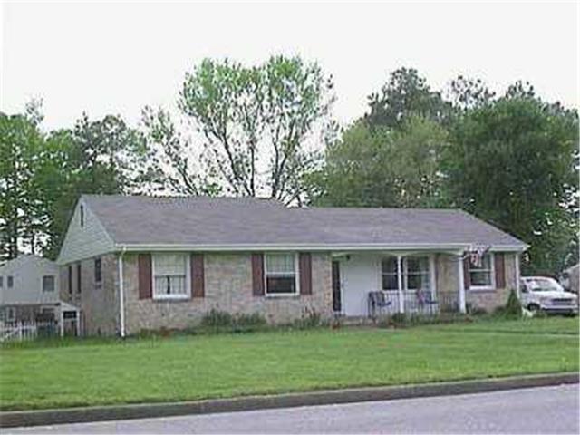 9211 Chumley Ln, Henrico, VA 23294 photo 1