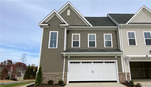 13764 Randolph Pond Ln, Midlothian, VA 23114