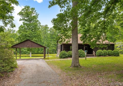 13400 Dykeland Ter, Amelia Court House, VA 23002