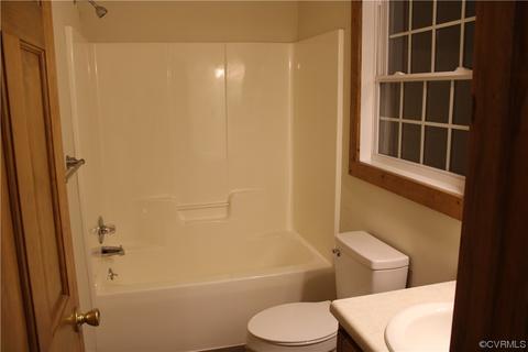 19577 Templeton Rd, Carson, VA 23830 photo 13